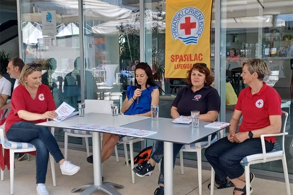 HCK predstavio svoj novi priručnik za prvu pomoć „Zaštiti sebe, druge i Jadran“